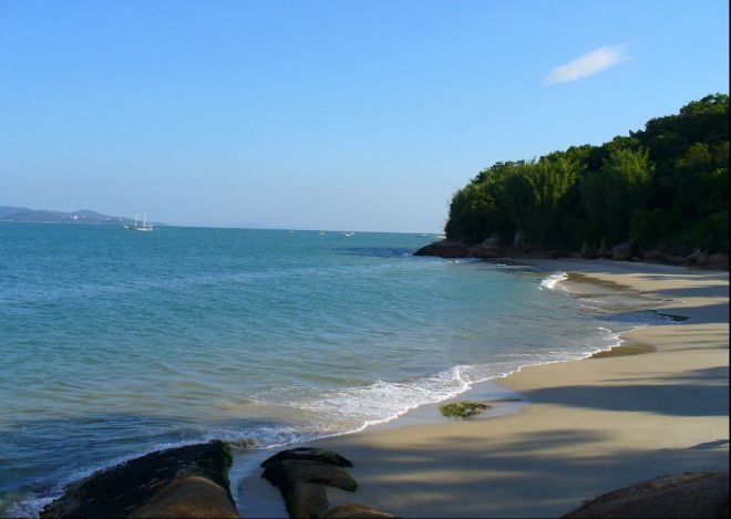 Aluguel de temporada na Praia da Daniela em Florianópolis